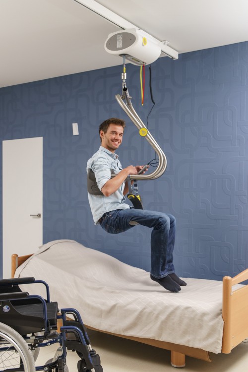 Handi-Move - - Se mettre au lit et en sortir en toute autonomie - Châssis-mains Handi-Move , Moteur fixé au plafond