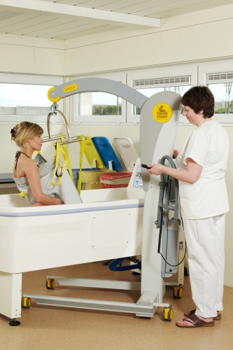 Lève-personne mobile '2600' (Victor) ; Sangle de bain - Handi-Move Lève-personnes