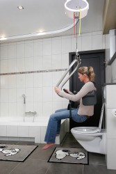 Moteur fixé au plafond ; Rails de plafond - Handi-Move Lève-personnes