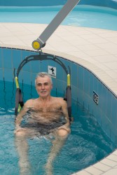 Lève-personne mobile de piscine , Handi-siège , Fléau Classique