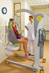 Lève-personne mobile '2600' (Victor) ; Lève-personne mobile avec fléau basculant électrique 2610 (Victor) ; Le fléau basculant électrique - Handi-Move Lève-personnes